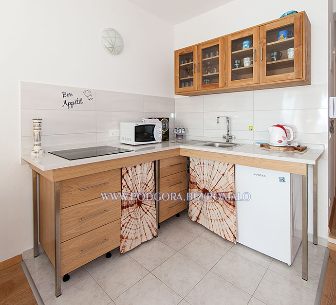 Apartments Pomalo, Podgora - kitchen