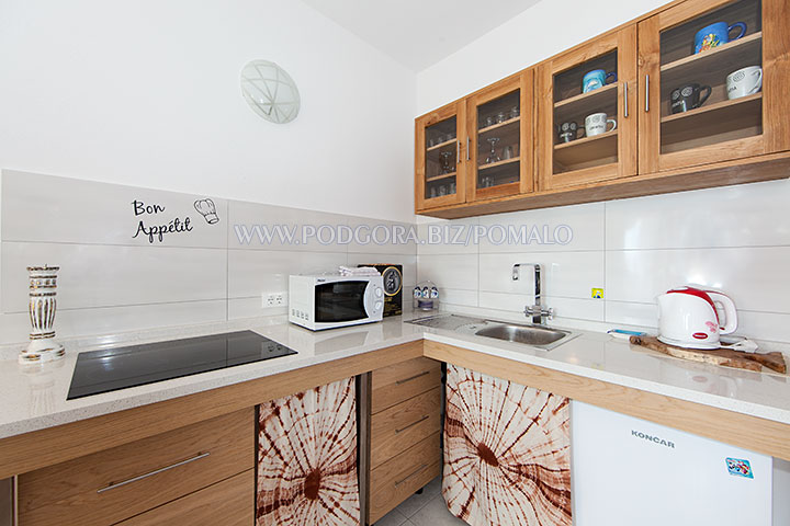 Apartments Pomalo, Podgora - kitchen